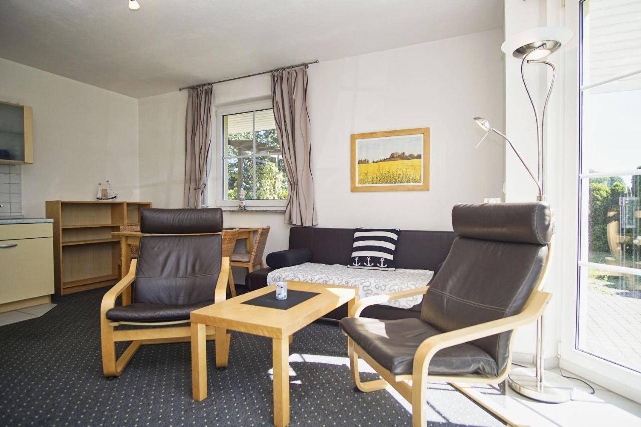 Nah Am Meer, Ruhige Lage, Gratis Nutzung Vom Ahoi Erlebnisbad Und Sauna In Sellin - Haus Inselblick Fewo 02 Goehren  Exterior foto